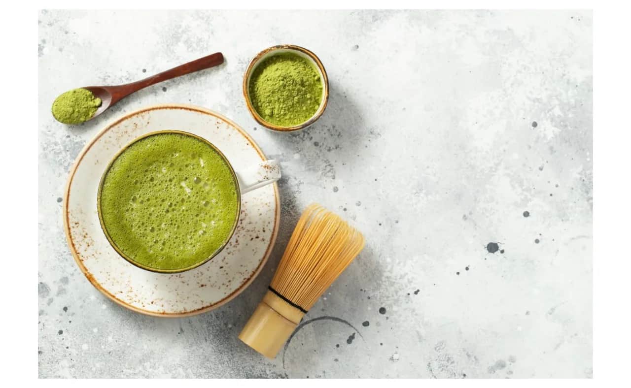 Jak pić matchę? Kompletny przewodnik dla początkujących