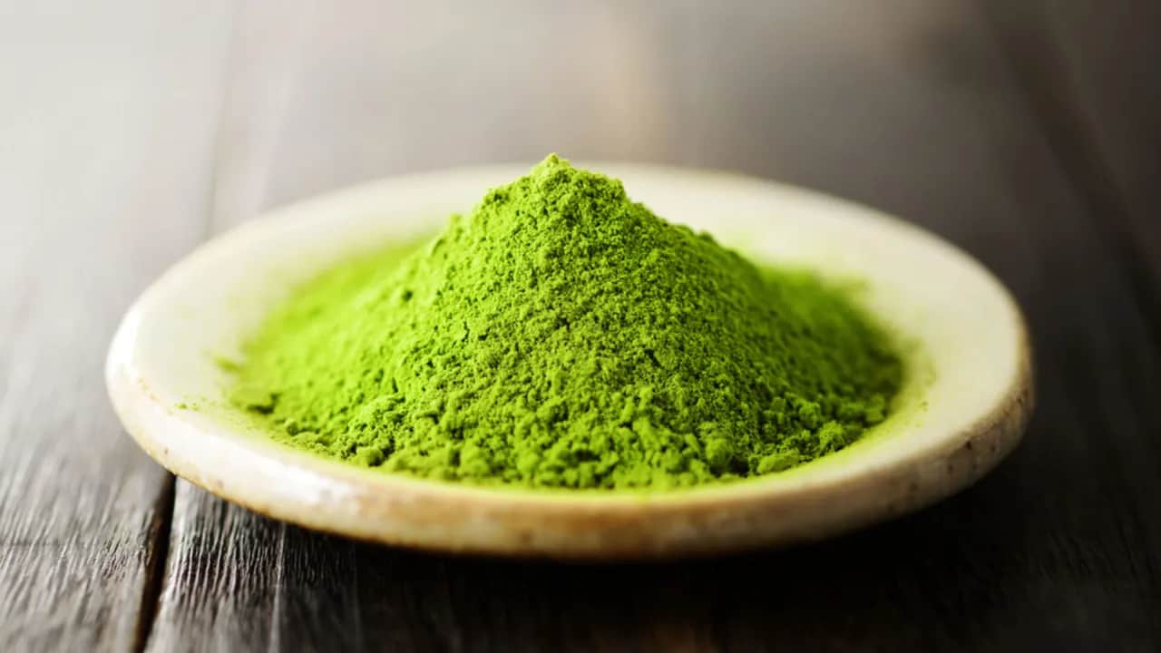 Matcha dla dzieci: od kiedy bezpieczna? Kofeina i ryzyko