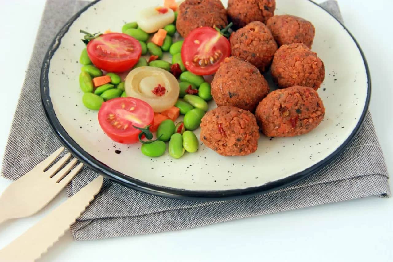 Kotlety sojowe z paczki: Zdrowe czy pułapka? Fakty i mity